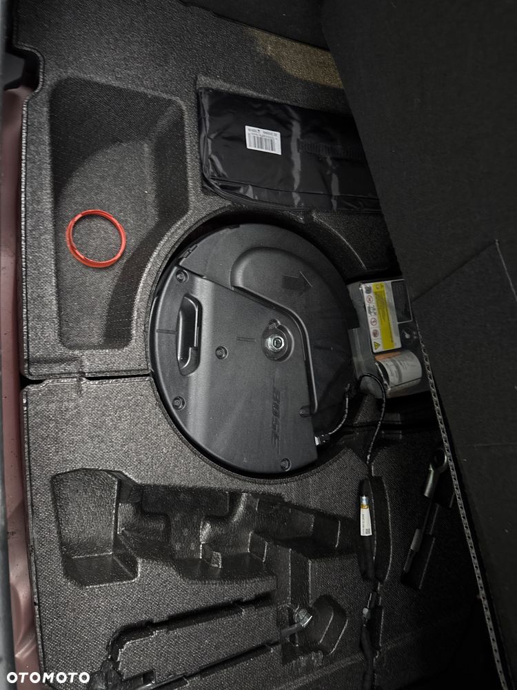 Mazda 3 e-SKYACTIV-X 186 M HYBRID EXCLUSIVE-LINE - 28