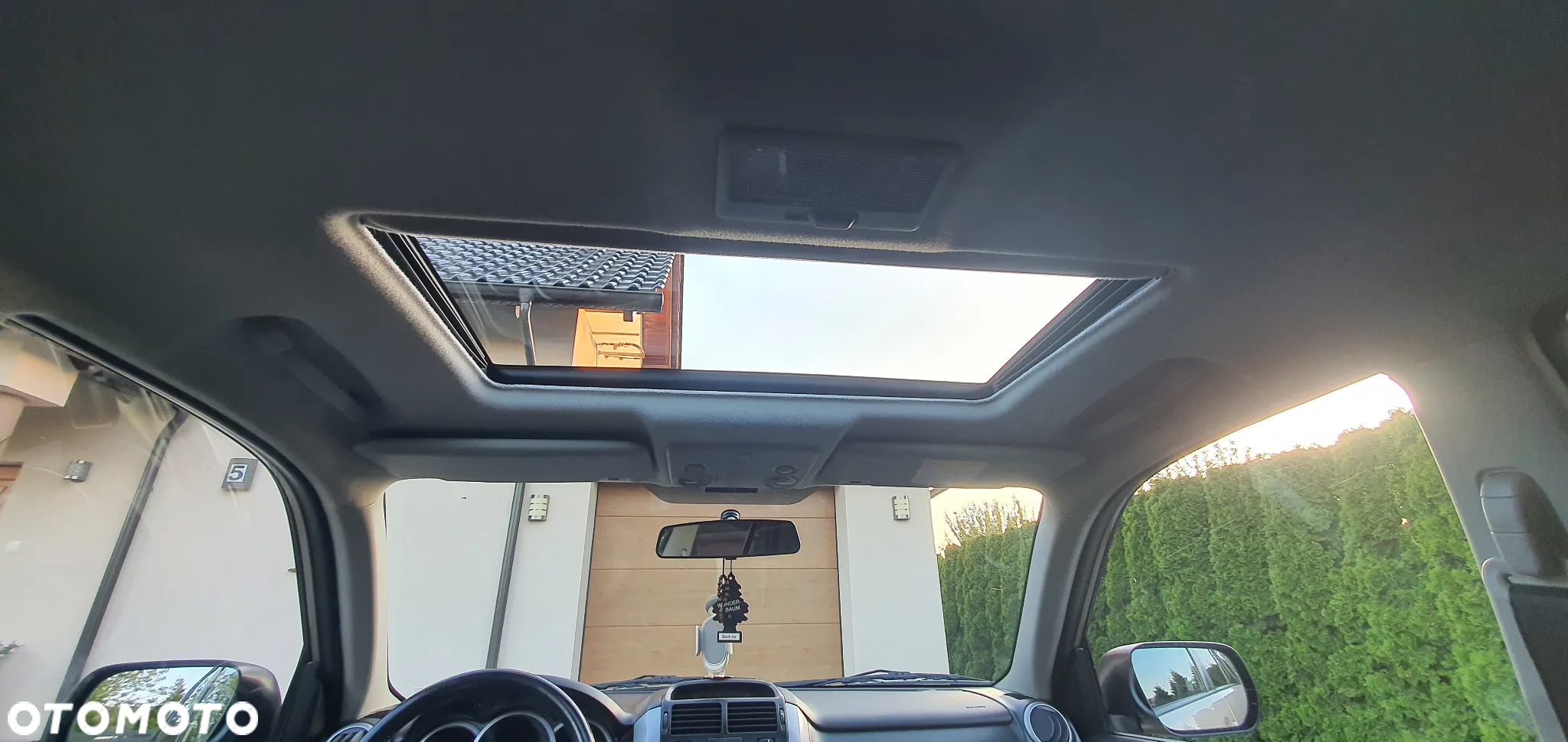 Suzuki Grand Vitara 1.9 DDiS De Luxe - 25