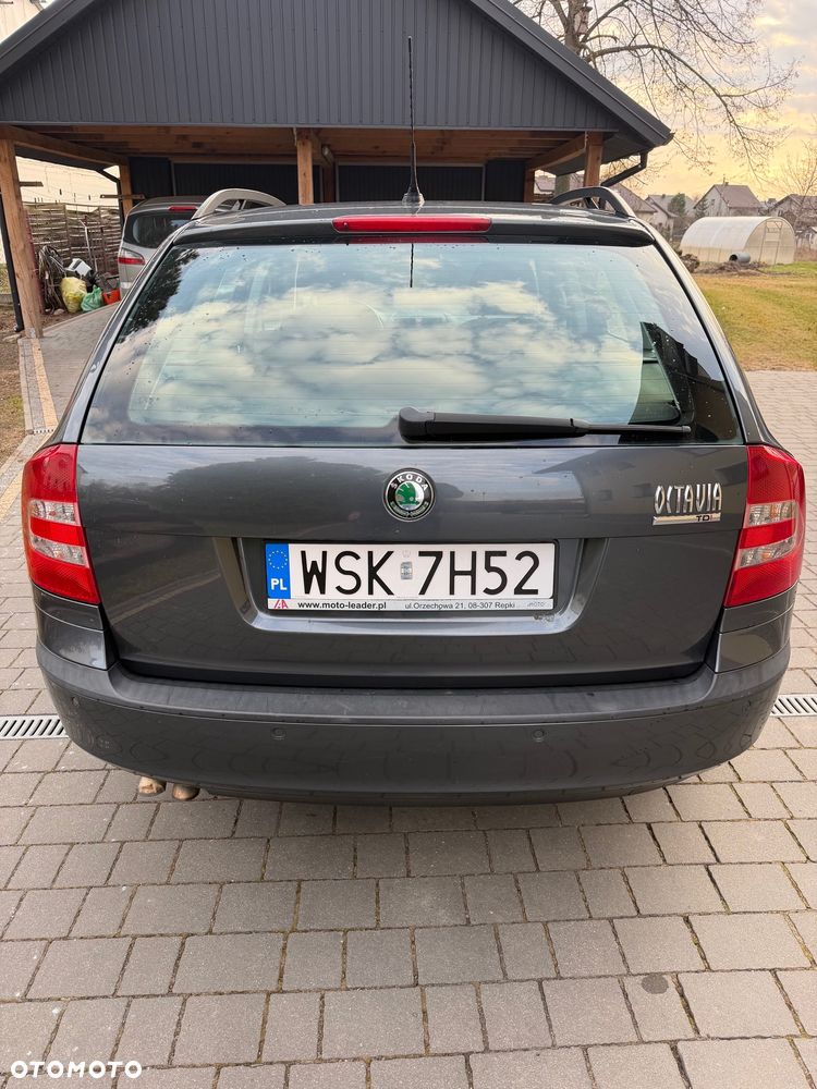 Skoda Octavia 2.0 TDI Ambiente - 6