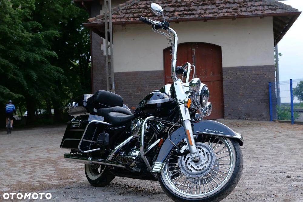 Harley-Davidson Touring Road King - 4
