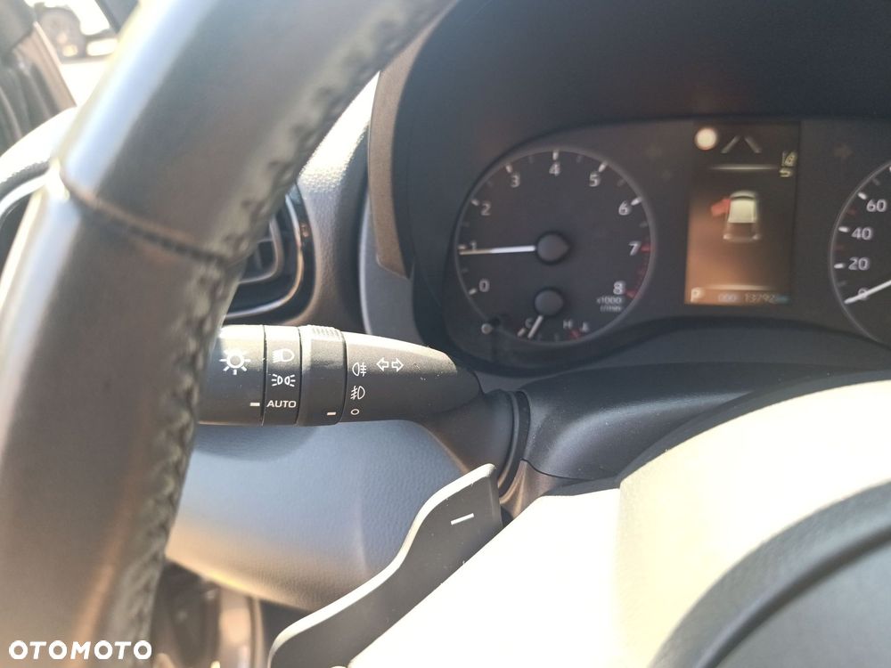 Toyota Yaris 1.5 Comfort CVT - 29