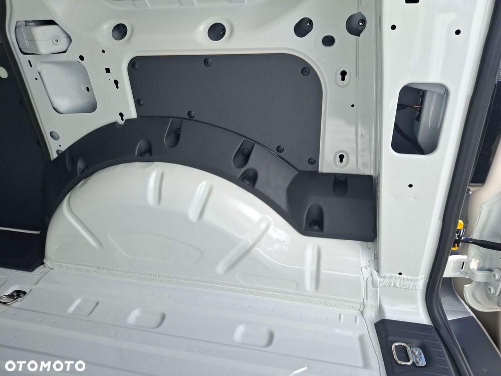 Volkswagen Caddy Cargo - 41