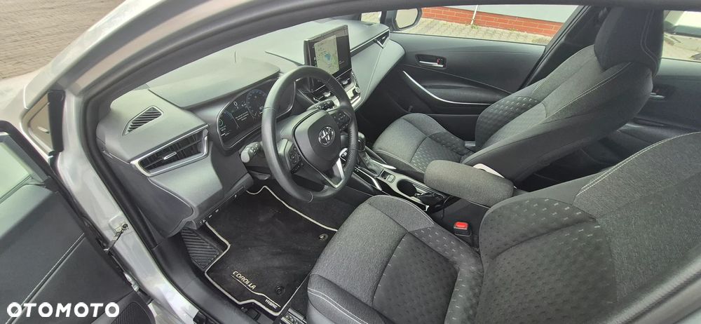 Toyota Corolla - 11