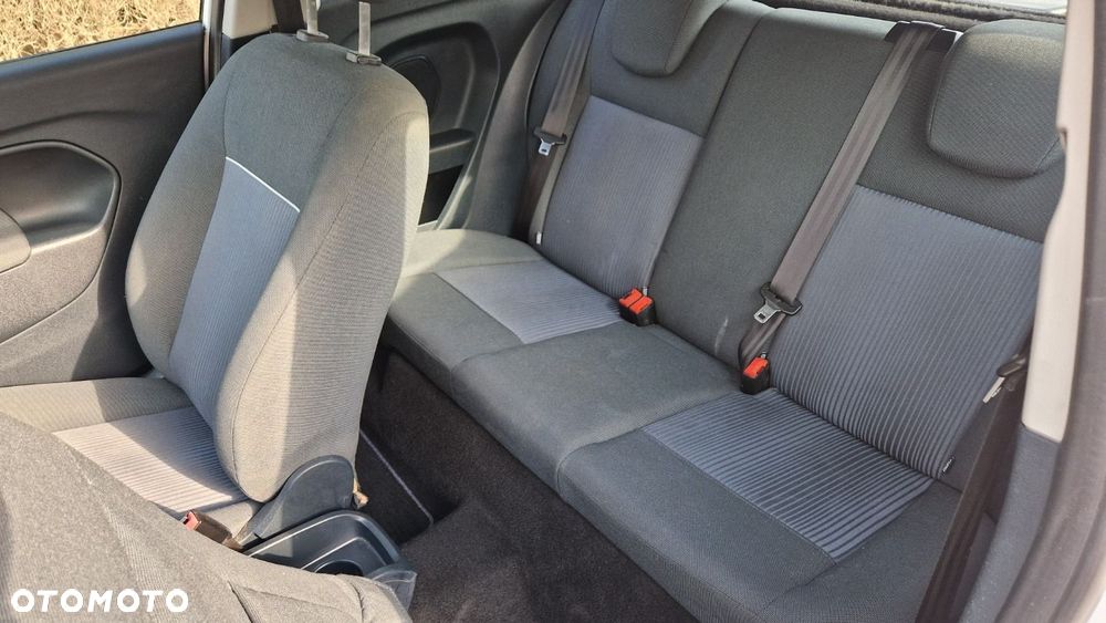 Ford Fiesta 1.25 Ambiente - 12