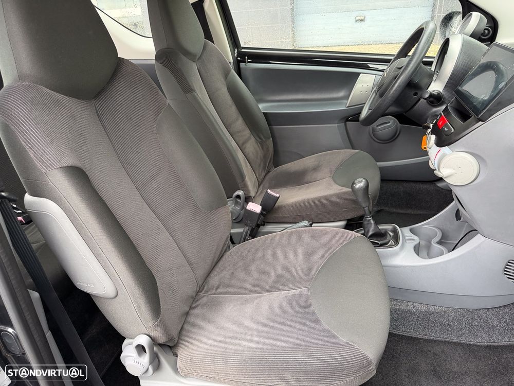 Citroën C1 1.0 X - 12