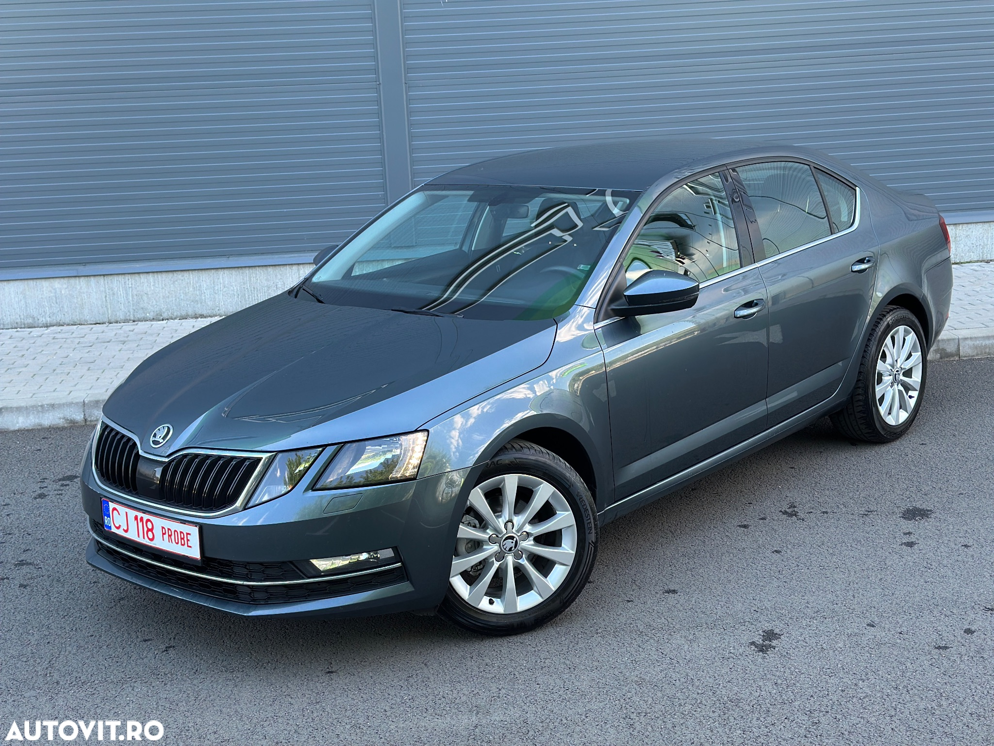 Skoda Octavia 2.0 TDI DSG Style - 13