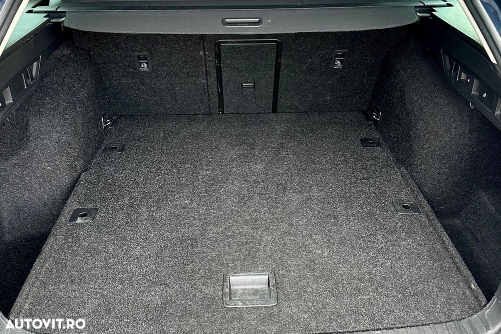 Skoda Octavia 2.0 TDI DSG Ambition - 23