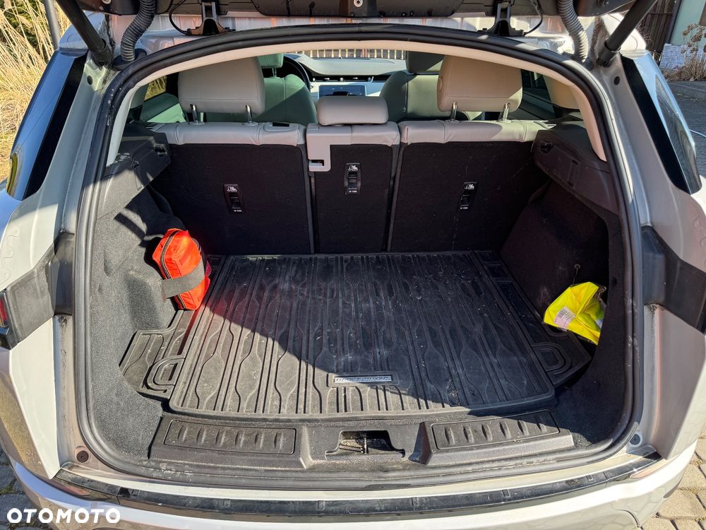 Land Rover Range Rover Evoque - 16