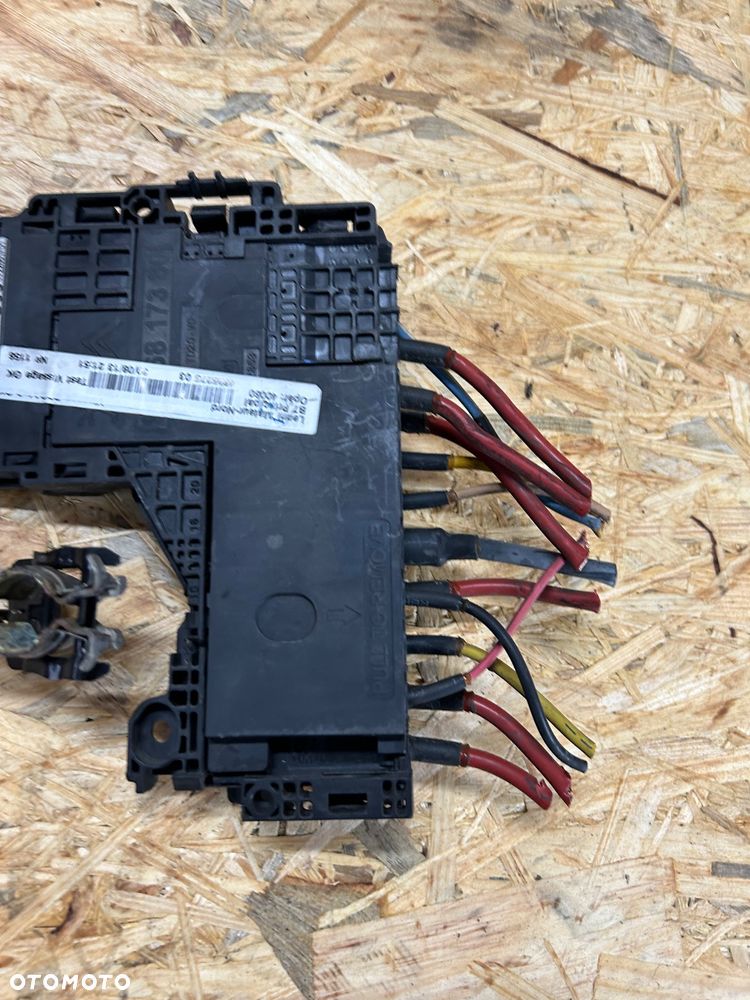 Citroen Peugeot Moduł napięcia akumulatora klema 9665878380 - 2