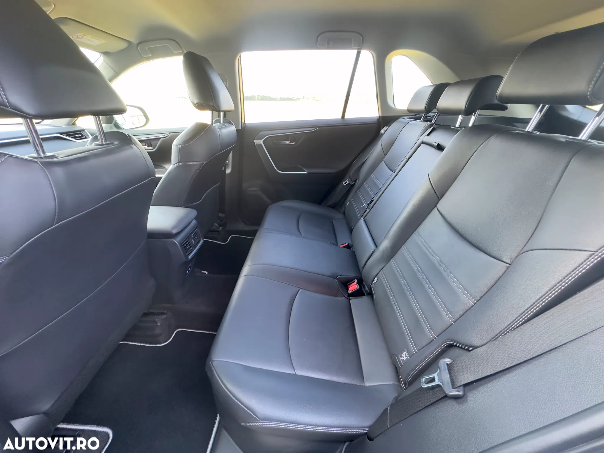 Toyota RAV4 2.5 Hybrid VVT-iE 4x2 Dynamic - 15