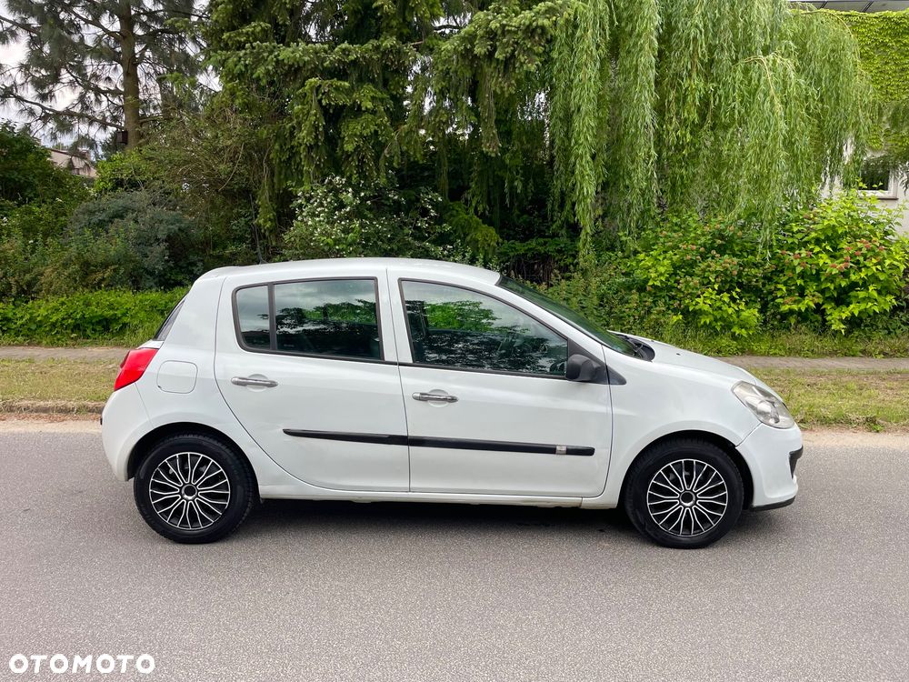 Renault Clio 1.5 dCi 70 Expression - 5