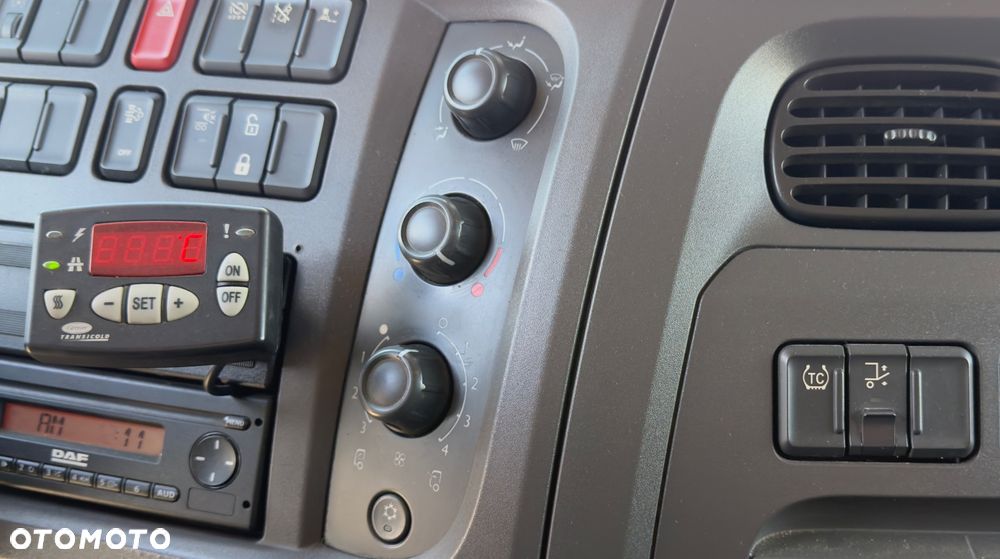 DAF LF 280 // XARIOS 500 /// Chłodnia /// Winda Dhollandoa - 20