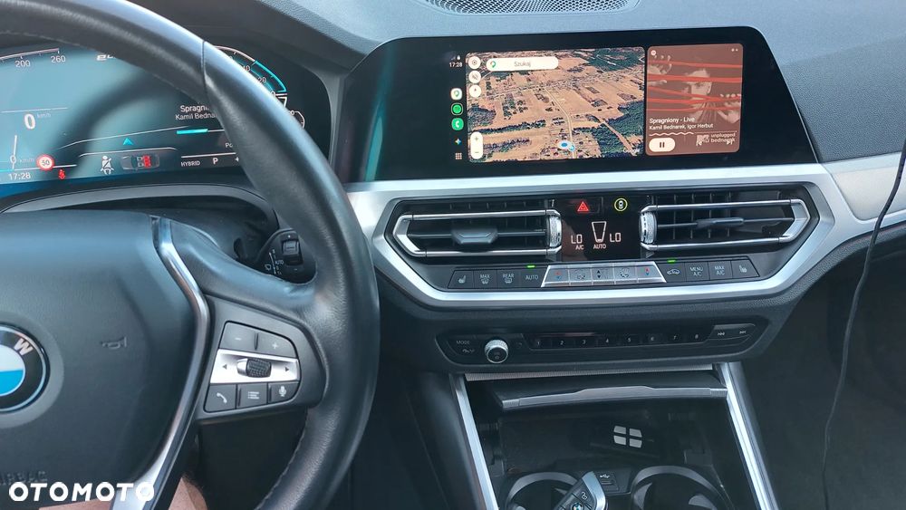 BMW Seria 3 330e - 8