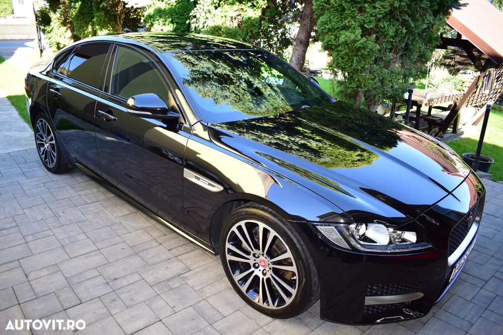 Jaguar XF 25d AWD R-Sport - 4