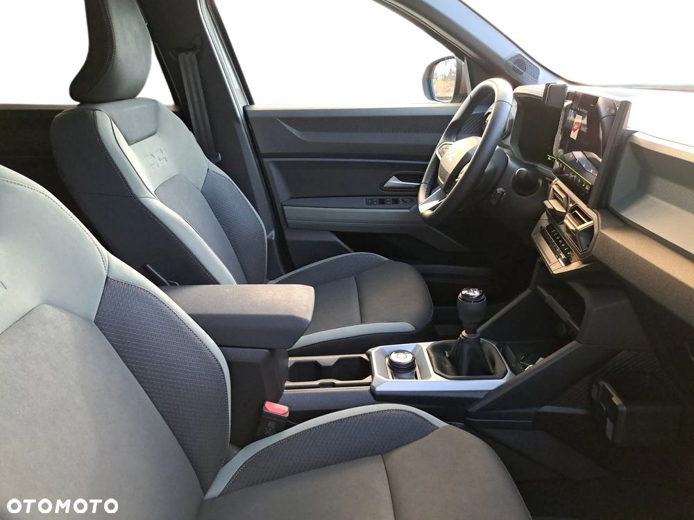 Dacia Bigster 1.2 TCe mHEV Extreme 4x4 - 11