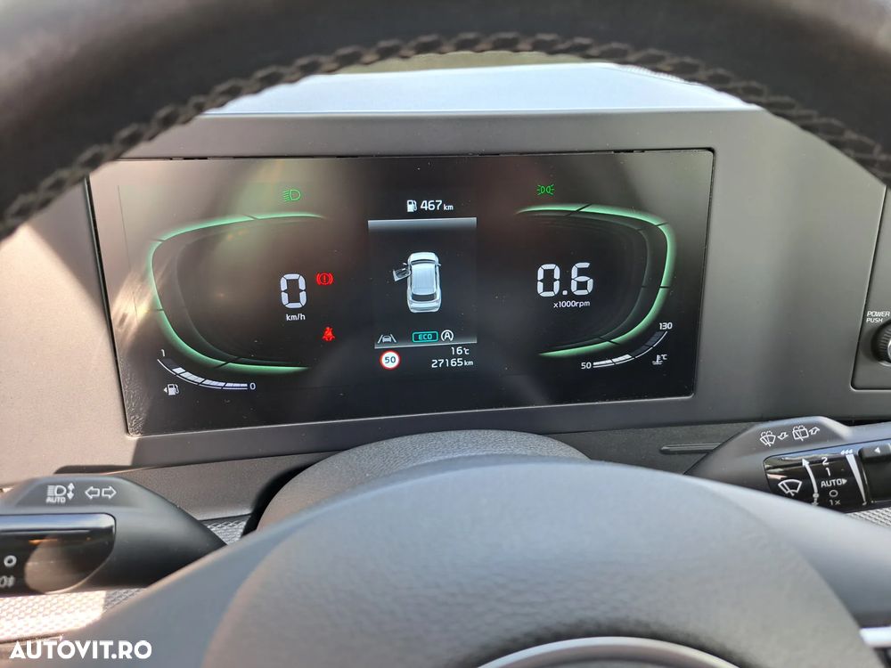Kia Sportage - 12