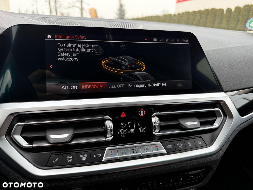 BMW Seria 3 320d Sport Line Shadow - 23