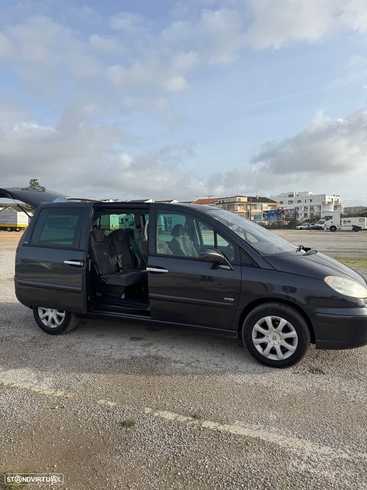 Peugeot 807 2.2 HDi Navteq - 14