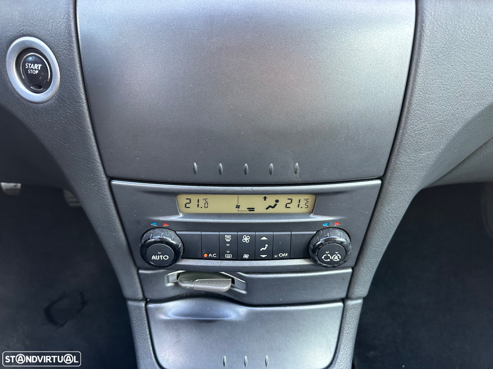 Renault Laguna Break 1.9 dCi Dynamique Luxe - 14