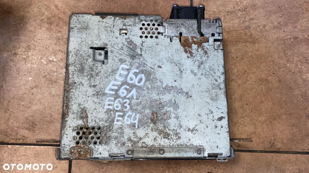 BMW E60 E61 E63 E64 RADIO 9196760 - 1