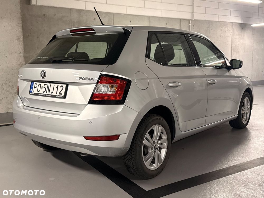 Skoda Fabia 1.0 TSI Ambition - 10