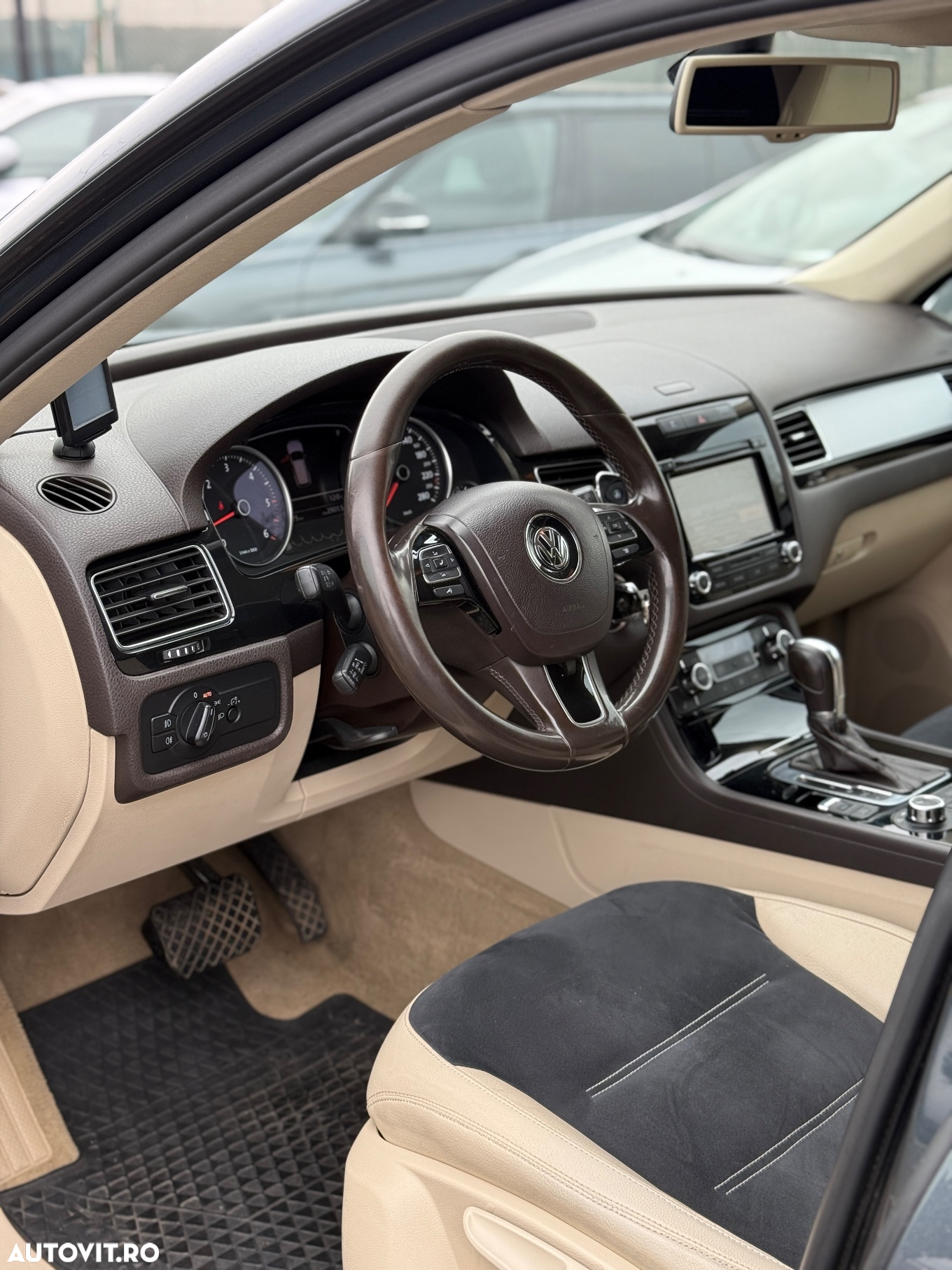 Volkswagen Touareg 3.0 V6 TDI BMT - 6