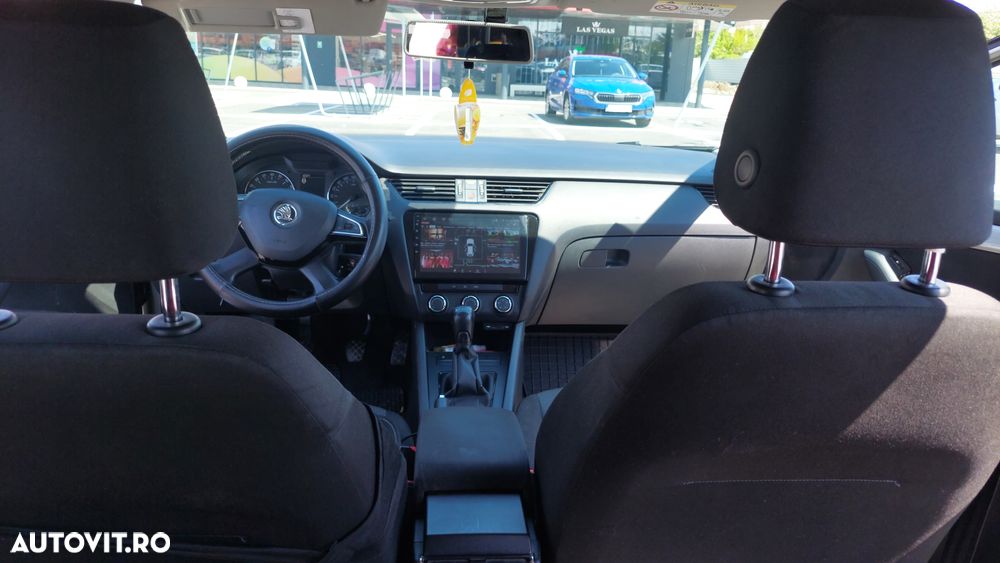 Skoda Octavia 1.6 TDI Ambition - 7