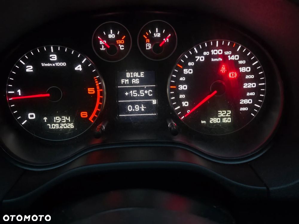 Audi A3 Sportback 1.6 TDI DPF Attraction - 9