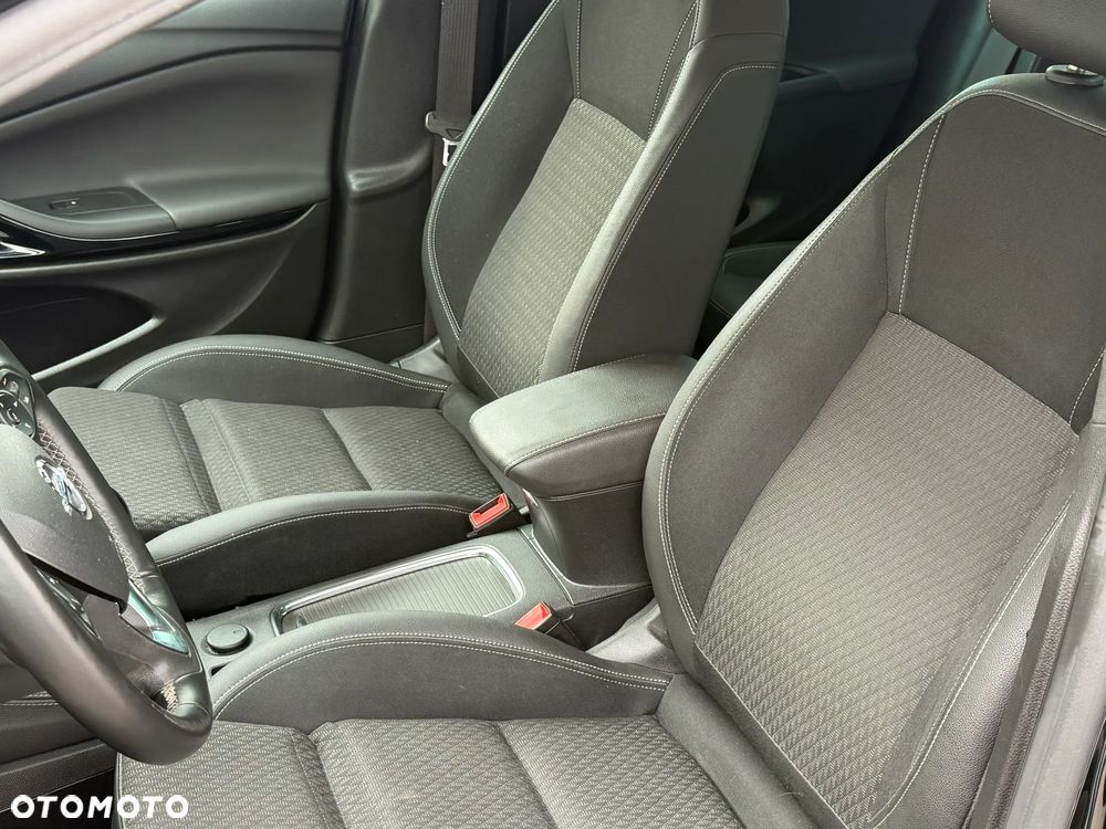 Opel Astra 1.6 D (CDTI) Start/Stop Innovation - 36