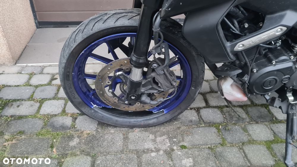 Yamaha MT - 8
