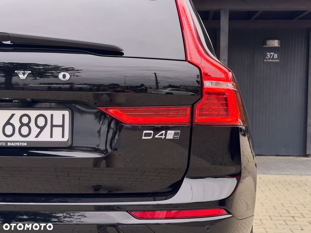 Volvo XC 60 D4 AWD R-Design - 21