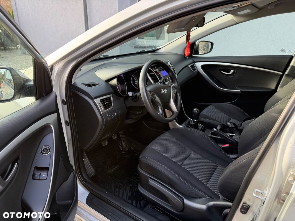 Hyundai i30 1.6 CRDi Comfort - 6