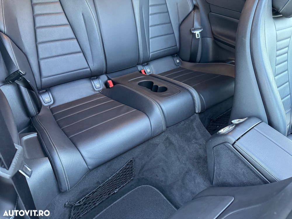 Mercedes-Benz E 300 Coupe 9G-TRONIC AMG Line - 13