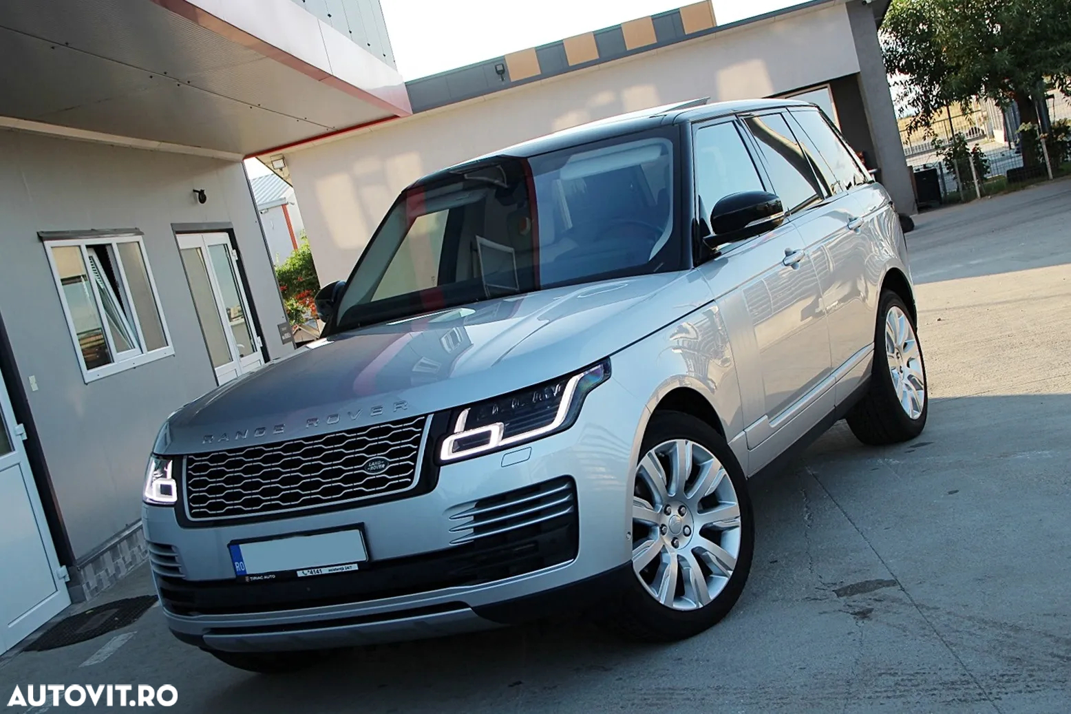 Land Rover Range Rover 3.0 I TDV6 Vogue - 9
