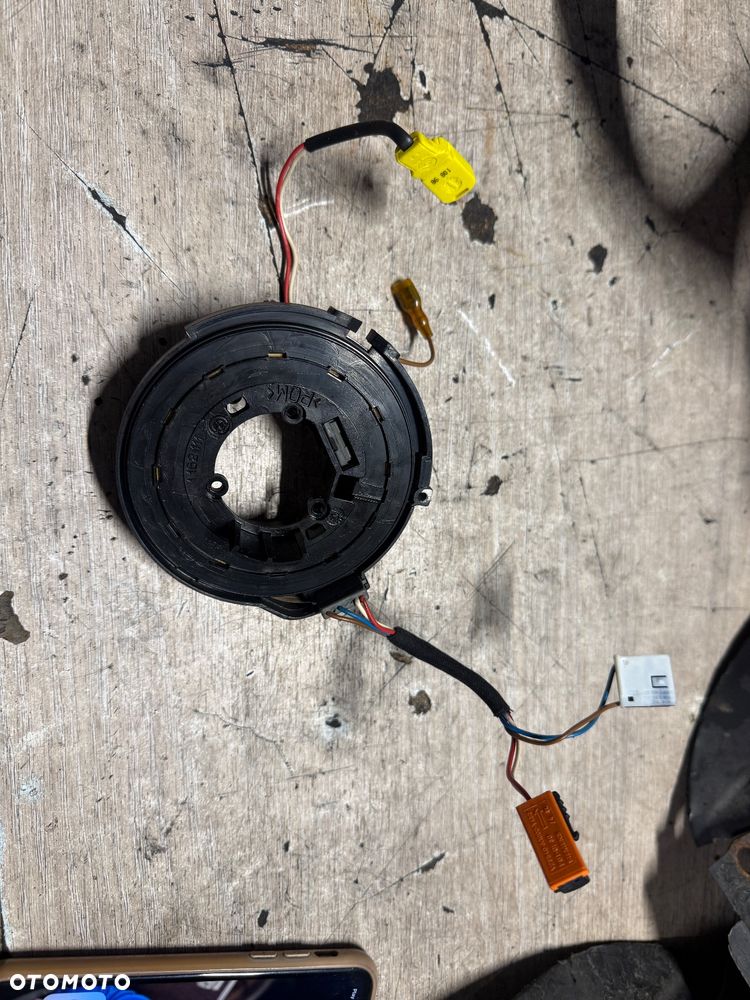 TAŚMA KIEROWNICY PIERŚCIEŃ 1162111 BMW E36 E39 - 1