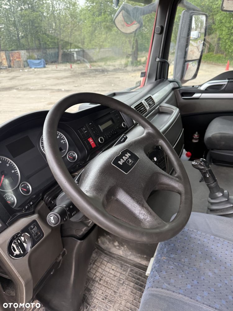 Mercedes-Benz Actros - 3