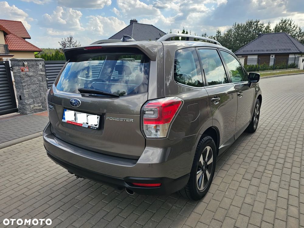 Subaru Forester 2.0 i Exclusive Lineartronic - 23