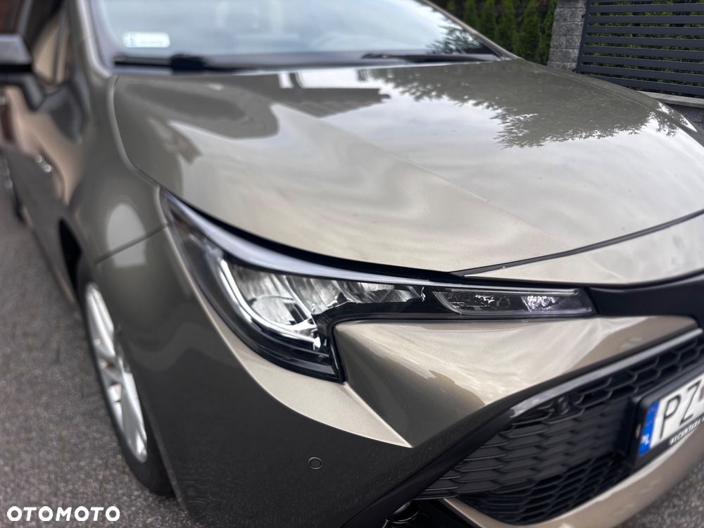 Toyota Corolla 2.0 Hybrid Comfort - 4