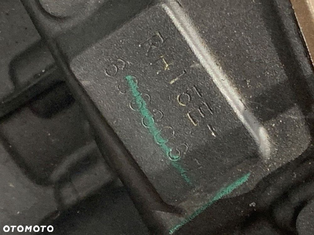 SILNIK  HONDA CB650RA 650 CM3 34kW 46KM (2014 - RH15E - 7