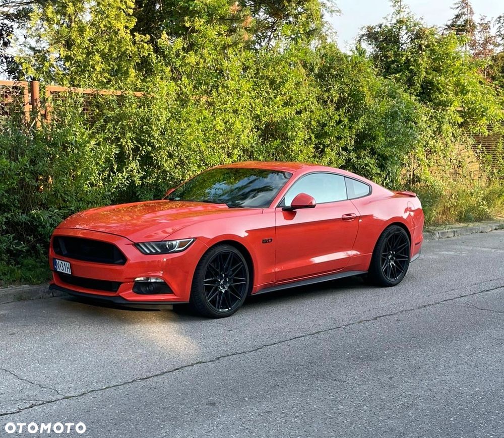 Ford Mustang 5.0 V8 GT - 2
