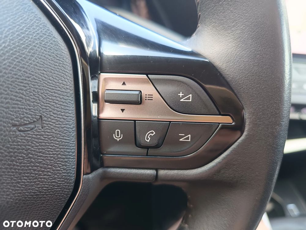 Peugeot 308 - 30