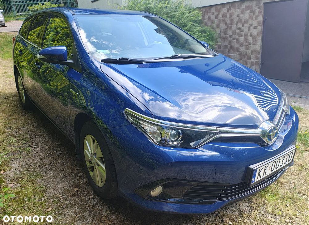 Toyota Auris Hybrid 135 Active - 4