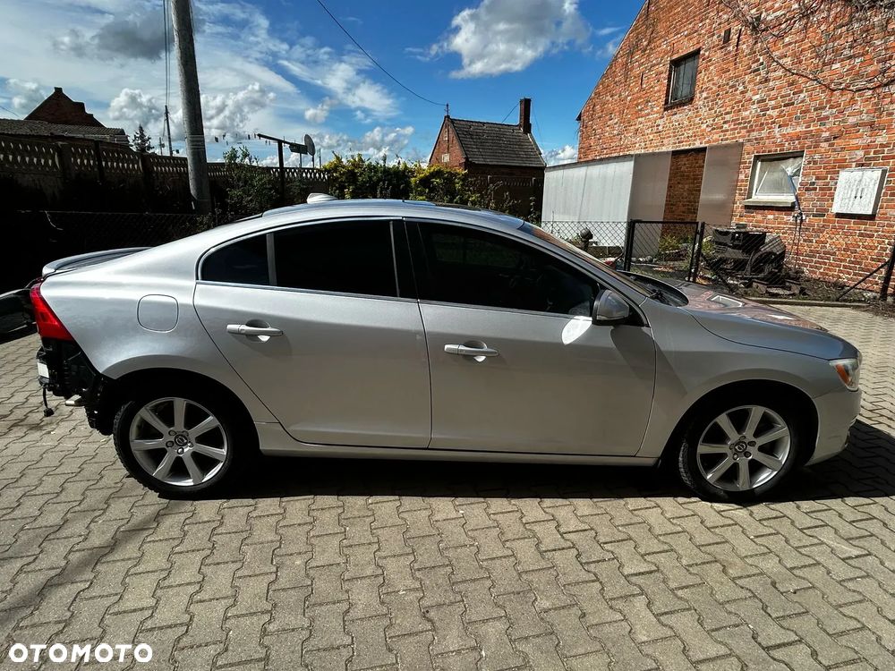 Volvo S60 T5 Drive-E Momentum - 9