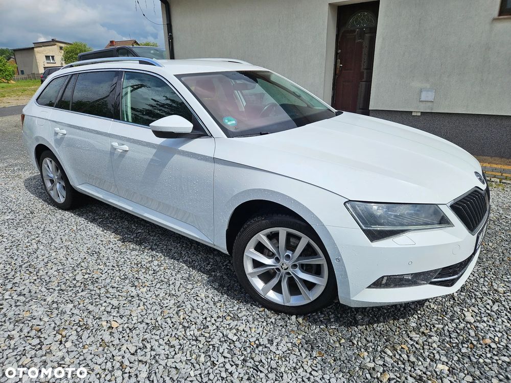 Skoda Superb 2.0 TDI DSG Premium Edition - 3
