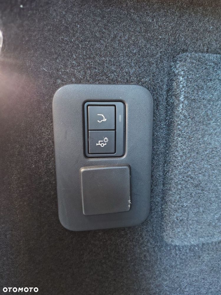 Land Rover Range Rover Evoque 2.0 D165 mHEV R-Dynamic - 27