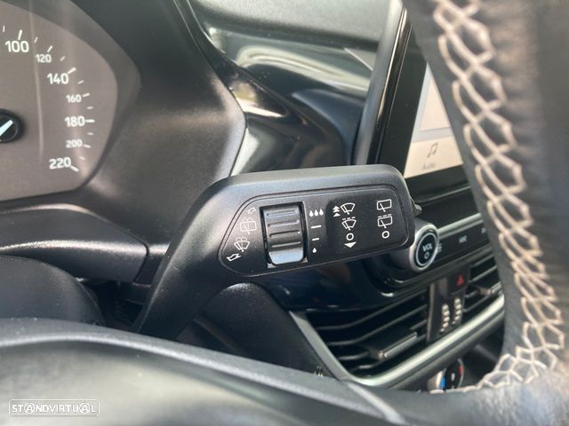 Ford Fiesta 1.0 EcoBoost Hybrid S&S TITANIUM - 16