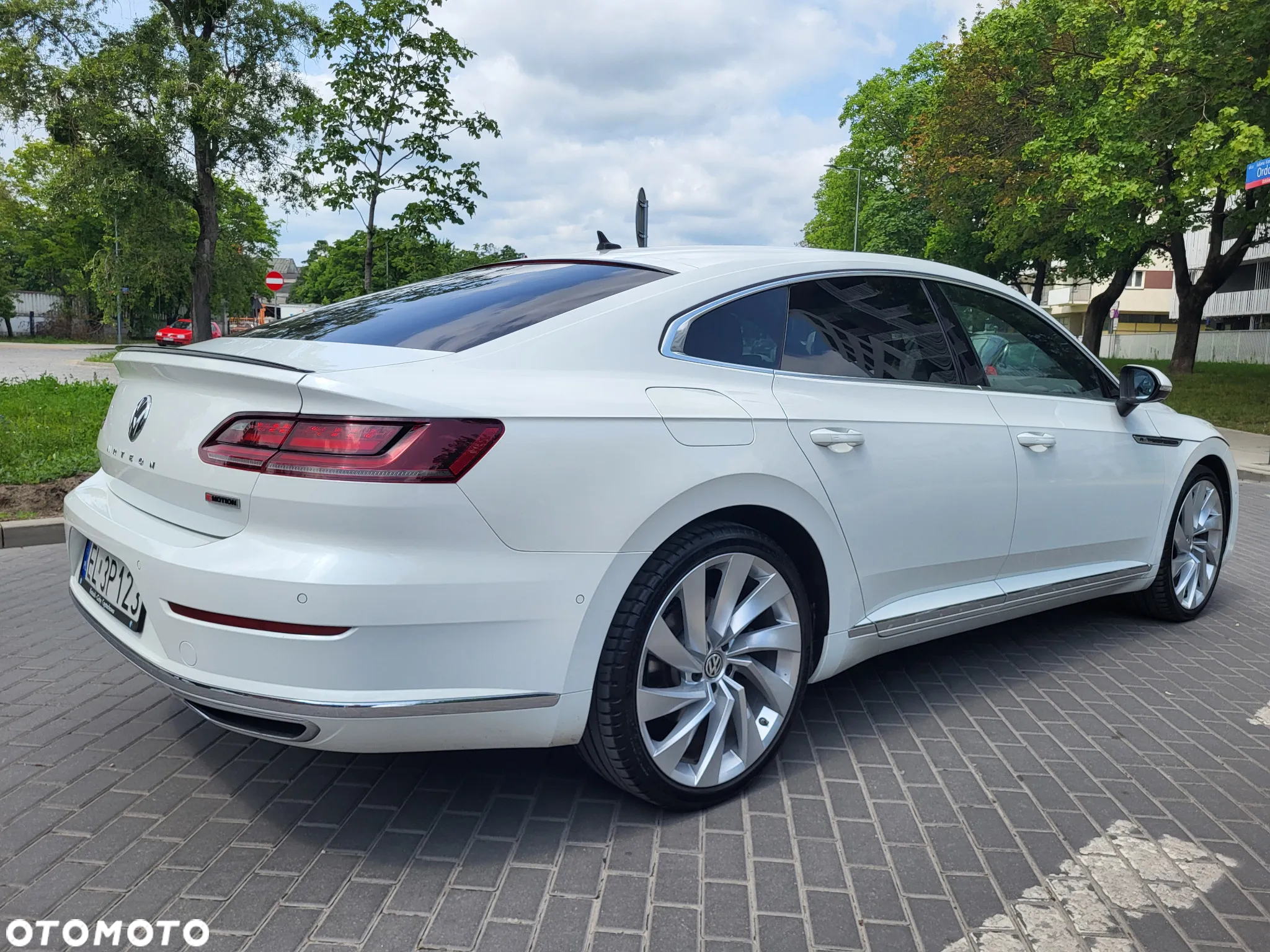 Volkswagen Arteon 2.0 TDI Bi-Turbo SCR 4Mot R-Line Edition DSG - 31