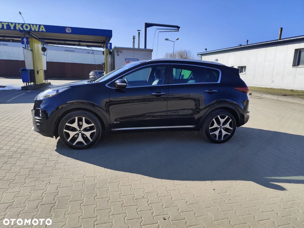 Kia Sportage 2,0 CRDI AWD GT Line - 4