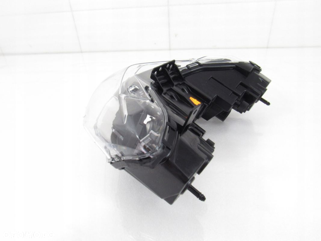 Lampa przód / reflektor BMW CE 04 - 4