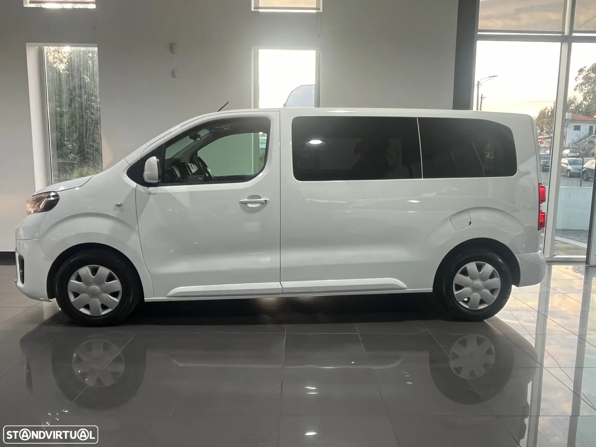 Toyota Proace Verso 1.5 D-4D L1 1.0T Exclusive 9L PDL - 5